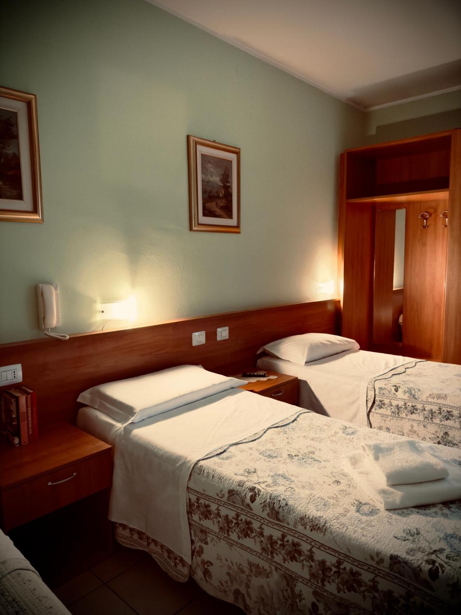 Albergo Trattoria Al Taj Sevegliano Buitenkant foto