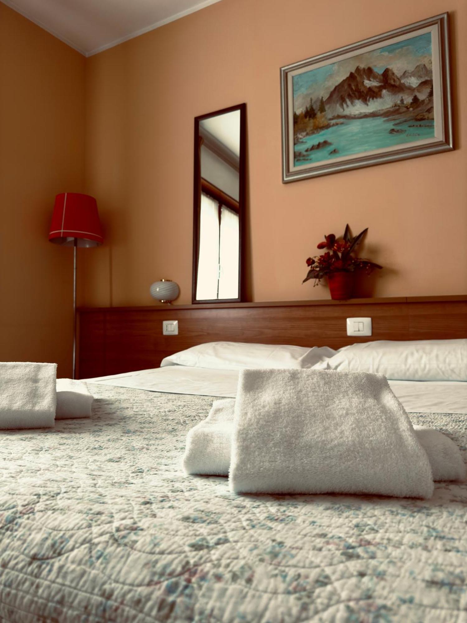 Albergo Trattoria Al Taj Sevegliano Buitenkant foto
