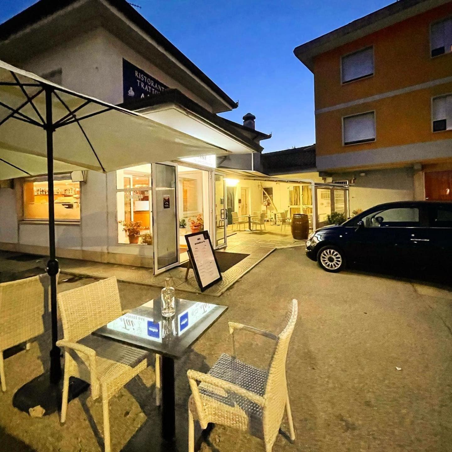 Albergo Trattoria Al Taj Sevegliano Buitenkant foto